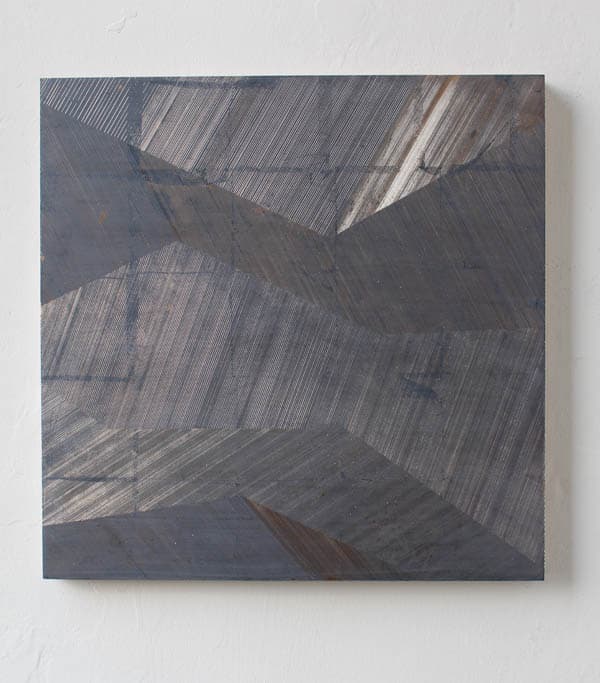 Yoshiaki Mochizuki, Untitled 5/25, 2016. Gesso on board, clay, and moongold leaf. 20 × 20 inches. Courtesy the artist and Marlborough Chelsea.