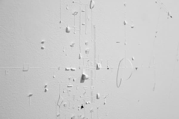 Marco Maggi, Two Pages (detail), 2015. Self-adhesive paper on wall, dimensions variable. Courtesy Josée Bienvenu Gallery.